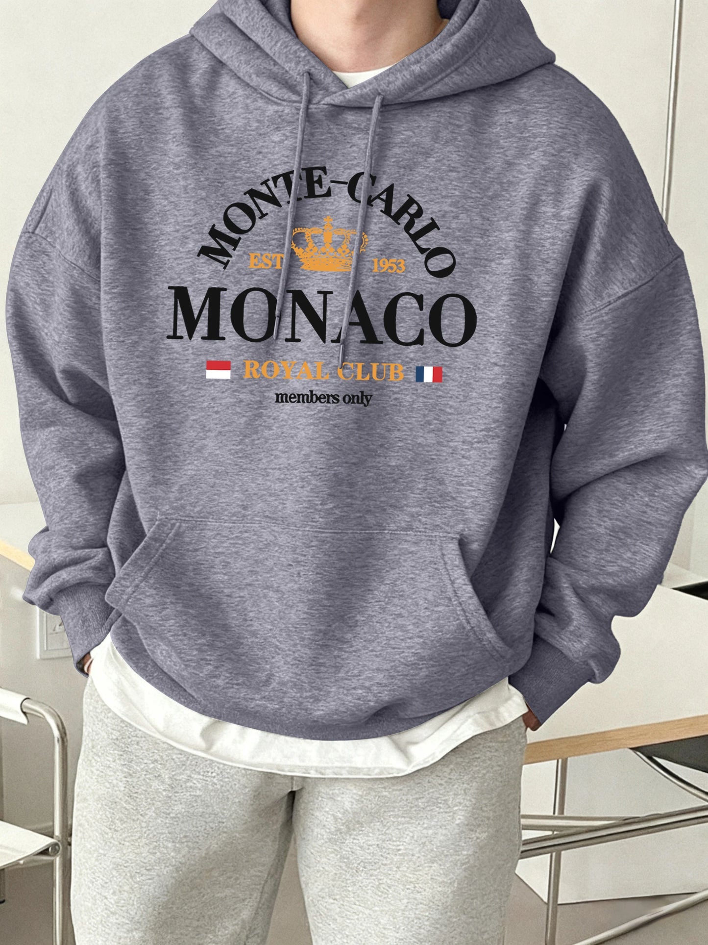 Men's hooded sweatshirt with Monte-Carlo Monaco print.