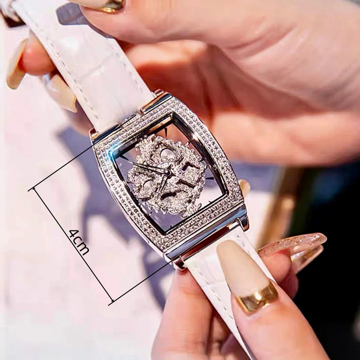 Fashionable Elegant Wine Barrel Shaped Ladies' Watch With Transparent Back & Rhinestone Detail Quartz
