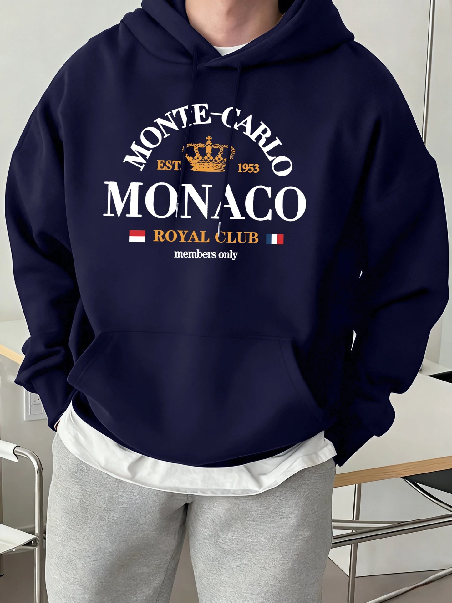 Men's hooded sweatshirt with Monte-Carlo Monaco print.